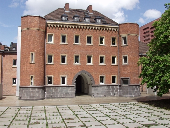 Tor der ehemaligen Justizvollzugsanstalt Aachen